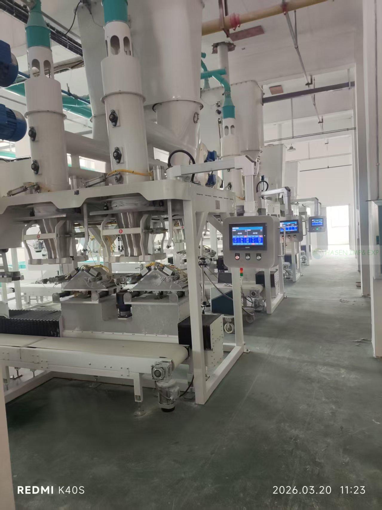 Flour packing machines, flour packing line 25kgs per a bag-Wuxi Hasen. www.immyhitech.com Flour packing machines, flour packing line 25kgs per a bag-Wuxi Hasen. www.immyhitech.com